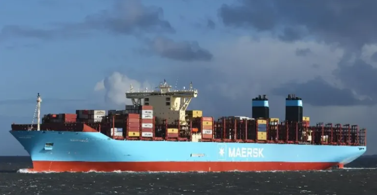 Fire Aboard Container Ship 'MARIE MAERSK' Under Control, Maersk Plans Diversion to Port of Refuge