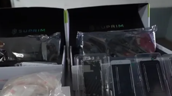 Customs are on high alert! A container mixed with more than 10 kinds of smuggled goods.