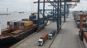 Mastering the Clock: Reducing Shipping Time for Urgent Cargo from China to Middle East