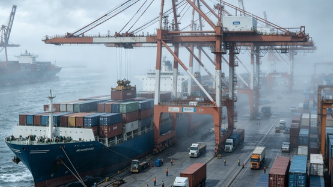 How origin consolidation warehouses optimize container stuffing for consumer retail cargo from shenzhen to uk on lcl strings