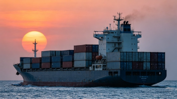 Comprehensive cost analysis breakdown for moving project cargo from guangzhou to dubai cross border logistics hubs
