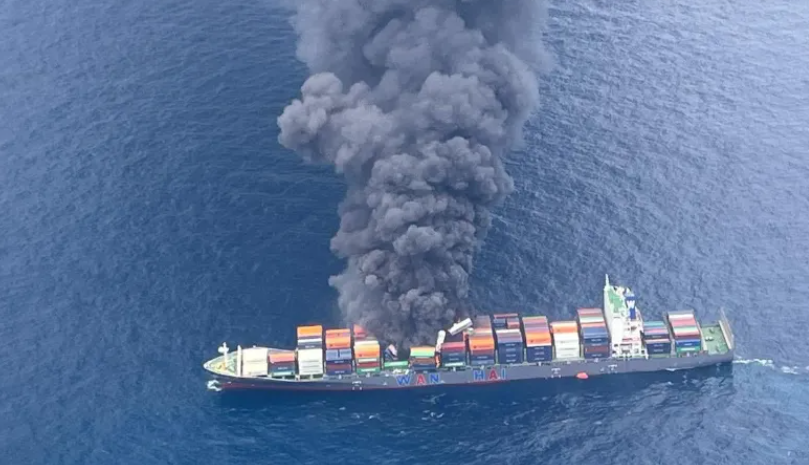 重大事故！万海503轮爆炸起火，约50个集装箱坠海！四名船员下落不明