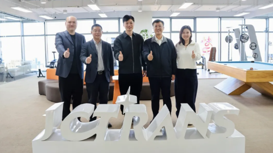 大连市中山区区委书记张洪喜、副区长刘剑一行走访JCtrans杰西圈！强化政企协同，冲刺万亿GDP目标