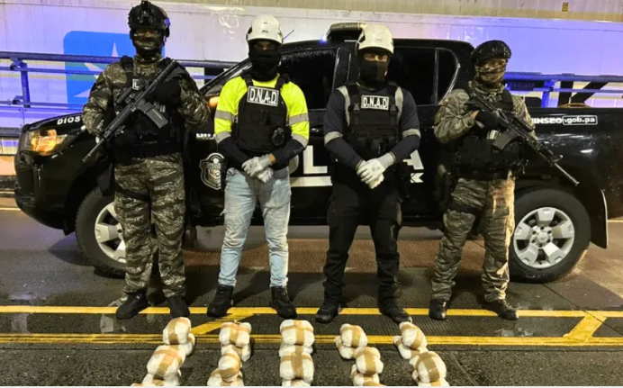 突发！马士基一集装箱船被警方查获疑似毒品