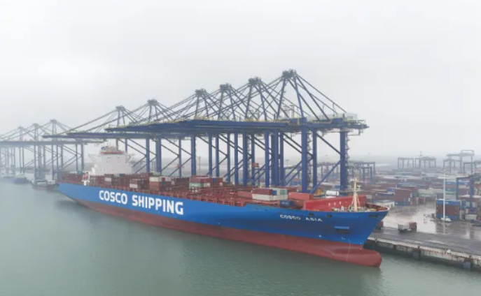 The maiden voyage of Yangpu Port to Chancay Port in Peru has set a new milestone for the global "two-way dual hub" port