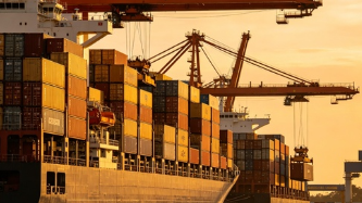 August Container Shipping Market Shifts: Spot Rates Decline for a Third Consecutive Week as MSC and Maersk Adjust Charges Across Major Trade Lanes