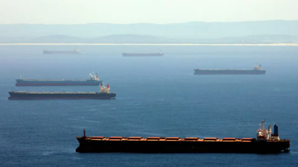 Shipping blockade ends, Australia's largest bulk cargo port reopens!