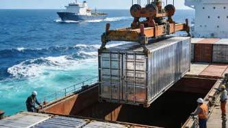 Red Sea Risks Rise as Houthis Target Saudi Vessels and UKMTO Issues Gulf of Aden Navigation Alerts